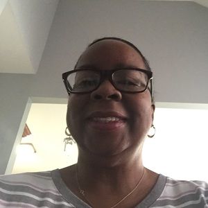 Meet your Posher, Faye